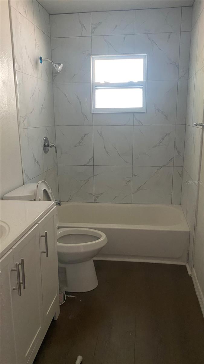 VANDERIPE-IVES ADD - Residential Lease