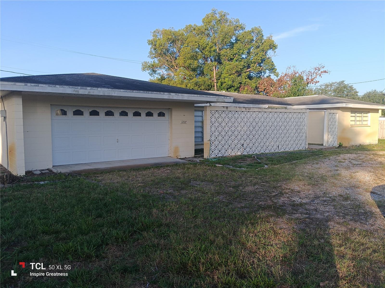 1207 Parker Pointe Lane, Lakeland, FL is a single-family home built in 1960 with 3 bedrooms, 2 bathrooms, and 1,949 sq ft of living space, situated on a 0.3-acre lot. Lot provides lots of privacy and plenty of room for entertaining or even a pool! Home just needs some paint and attention to the details, and it can be a great home for your family or your next investment.