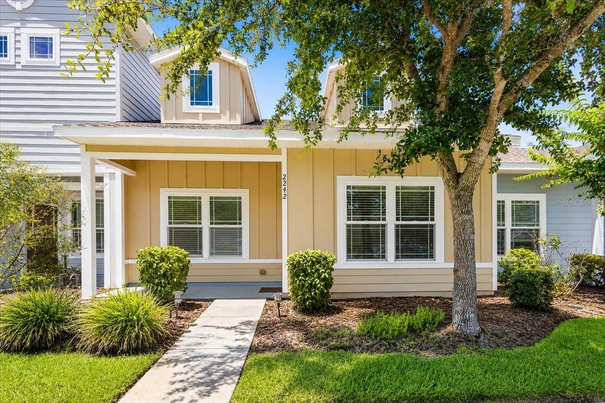 Welcome to this beautifully updated 2-bedroom, 2-bath townhouse where comfort, style, and convenience come together. Step inside to an inviting open floor plan with soaring vaulted ceilings and a skylight that fills the living space with abundant natural light. Laminate and tile flooring flow throughout the home, while elegant tray ceilings in both bedrooms add architectural character and a spacious feel.
The thoughtfully updated kitchen features durable tile flooring, a classic subway tile backsplash, and a functional layout that's perfect for everyday living or entertaining guests. Every detail has been carefully selected to create a home that feels warm, modern, and move-in ready. Outside your front door, enjoy an impressive array of community amenities, including a clubhouse, resort-style swimming pool, fitness center, pool table, ping pong table, tennis courts, basketball courts, and a playground.
Conveniently located just minutes from the University of Florida, UF Health Shands Hospital, shopping, dining, and everyday essentials, this home offers exceptional value for homeowners, professionals, and investors alike.
Whether you're searching for your next home or a smart investment opportunity, this townhouse delivers the ideal combination of location, lifestyle, and low-maintenance living.