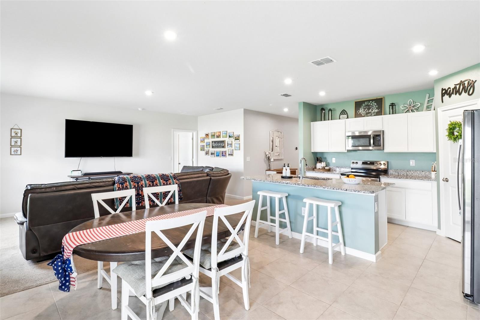 SUMTER VILLAS PH FOUR - Residential