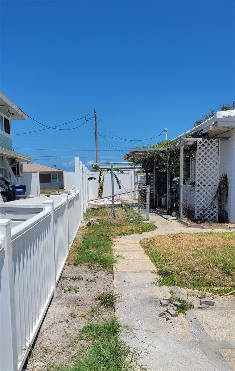 LONE PALM BEACH 5TH ADD BLK 29 REP - Residential