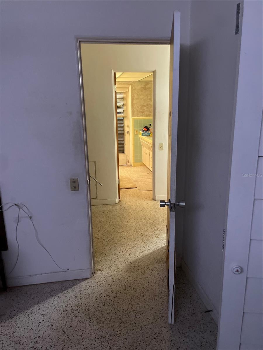 LONE PALM BEACH 5TH ADD BLK 29 REP - Residential