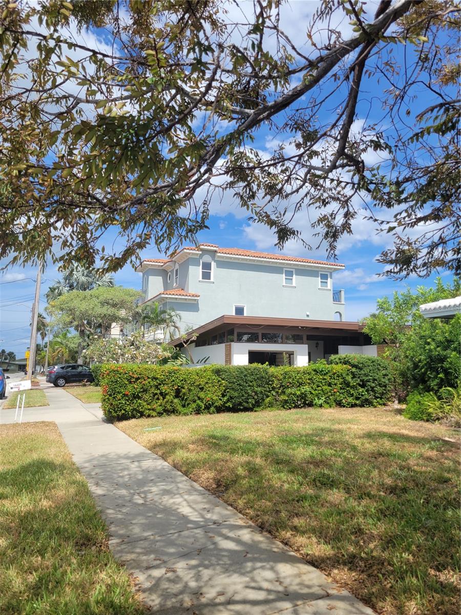 LONE PALM BEACH 5TH ADD BLK 29 REP - Residential