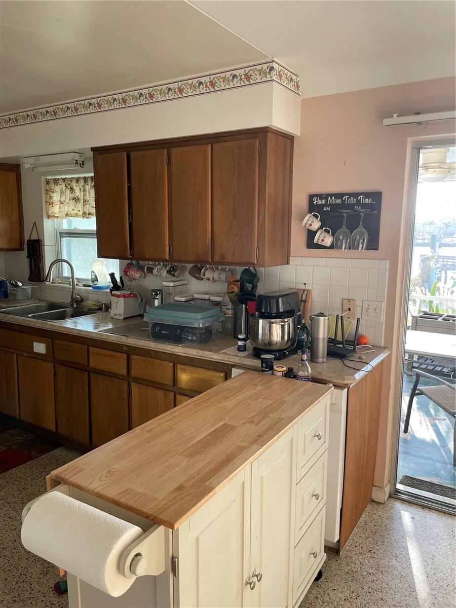 LONE PALM BEACH 5TH ADD BLK 29 REP - Residential