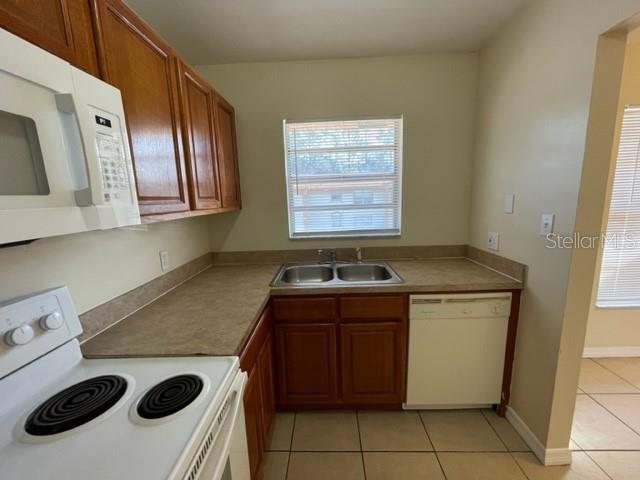 ESSEX PARK VILLAS - Residential Lease