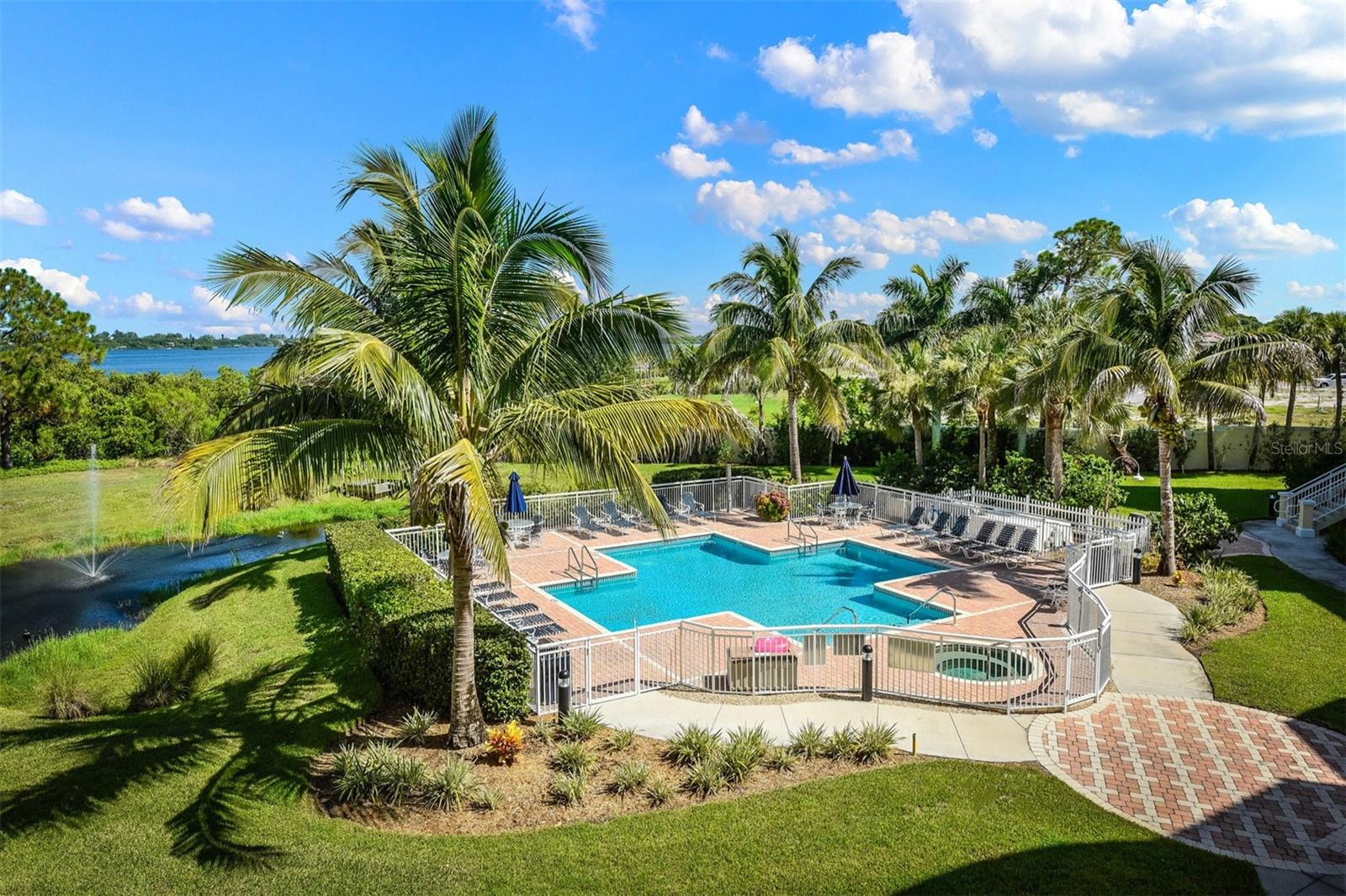 VILLAS AT BELLAGIO HARBOR VILLAGE - Residential