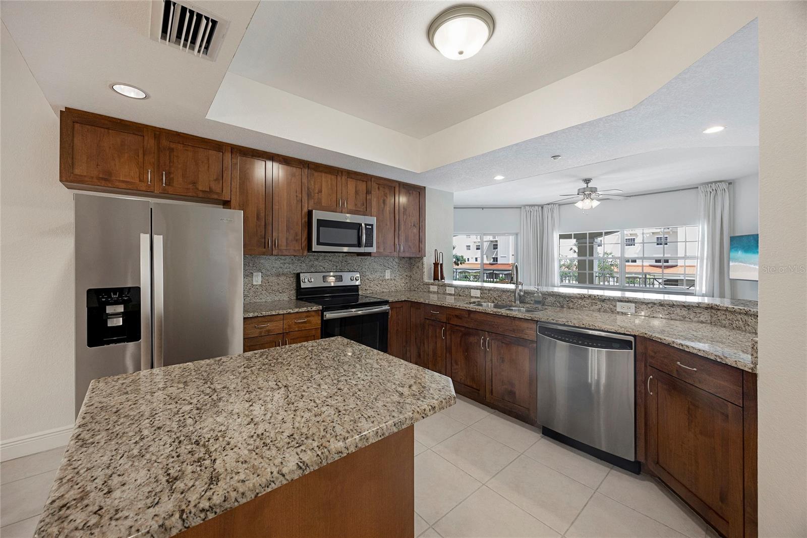 VILLAS AT BELLAGIO HARBOR VILLAGE - Residential