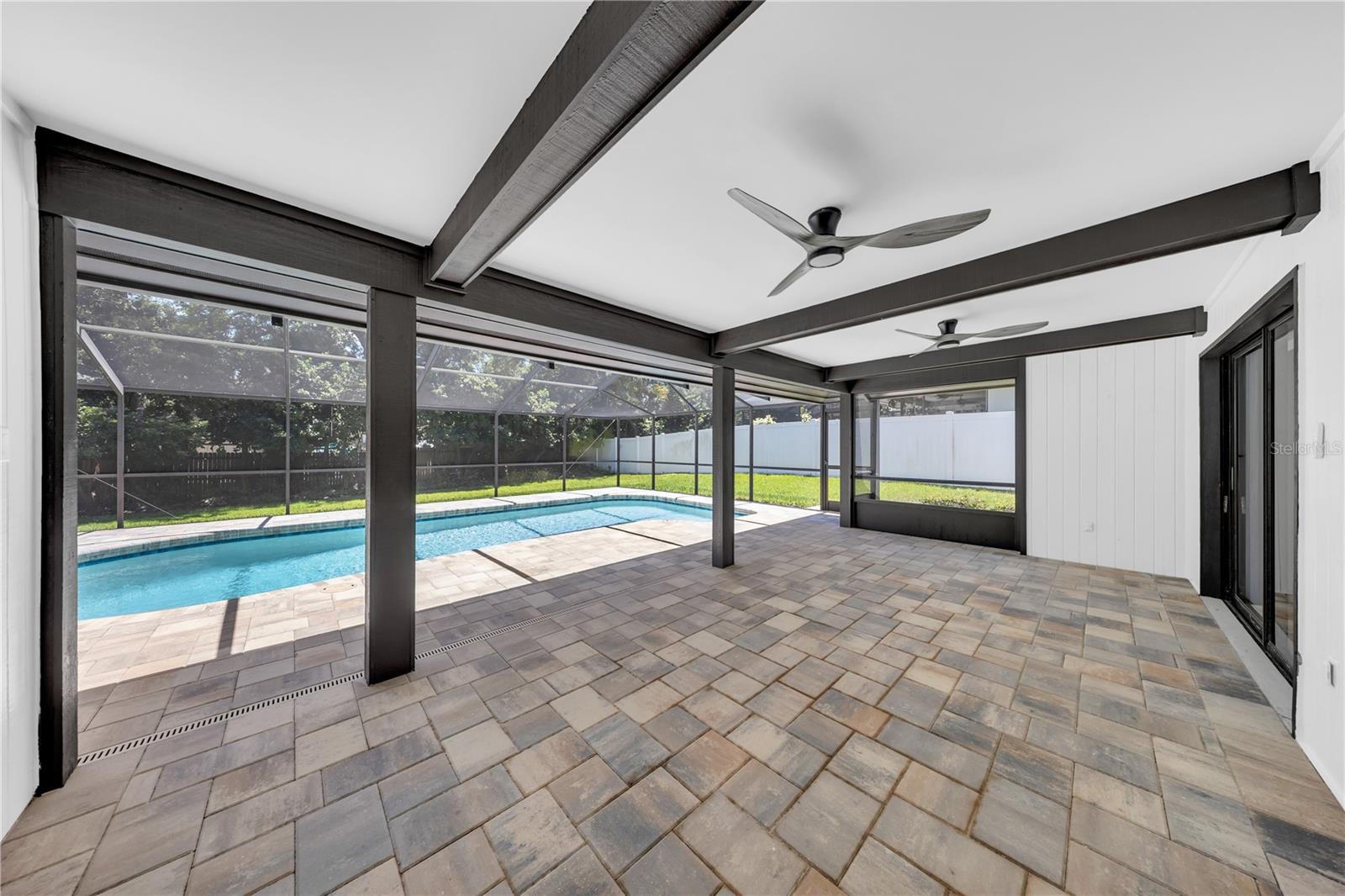 BLUFFS THE - Residential