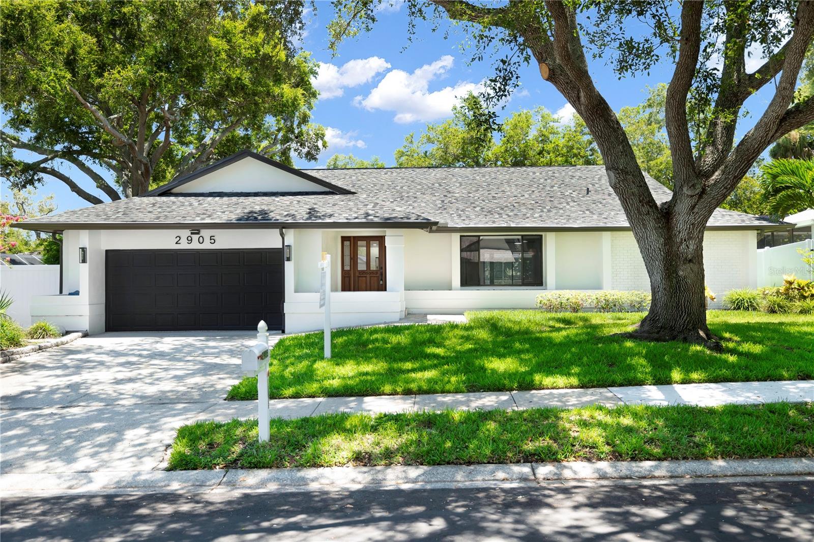 BLUFFS THE - Residential