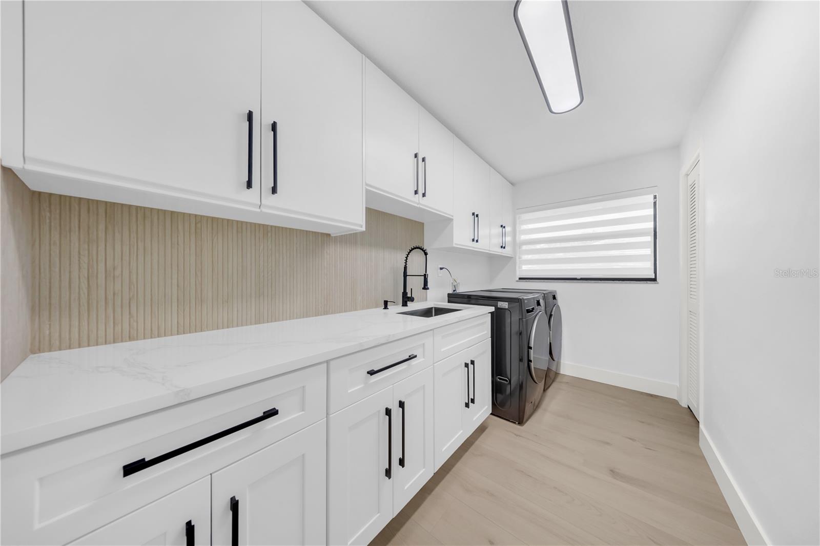 BLUFFS THE - Residential