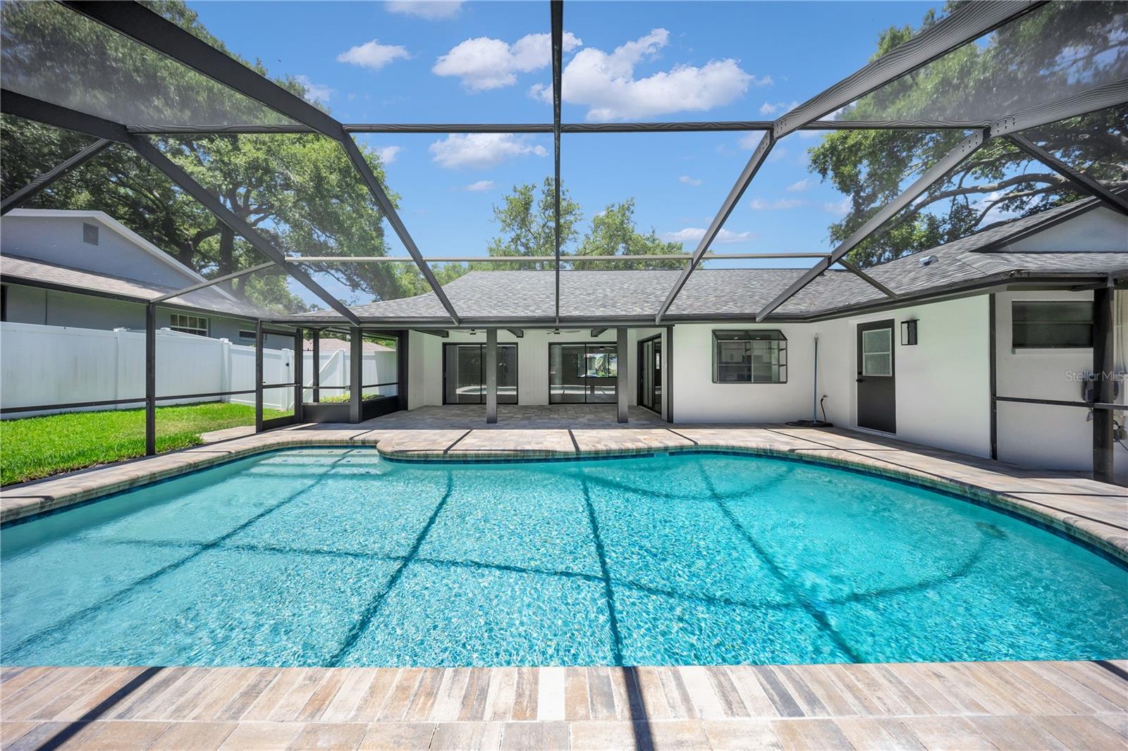 BLUFFS THE - Residential