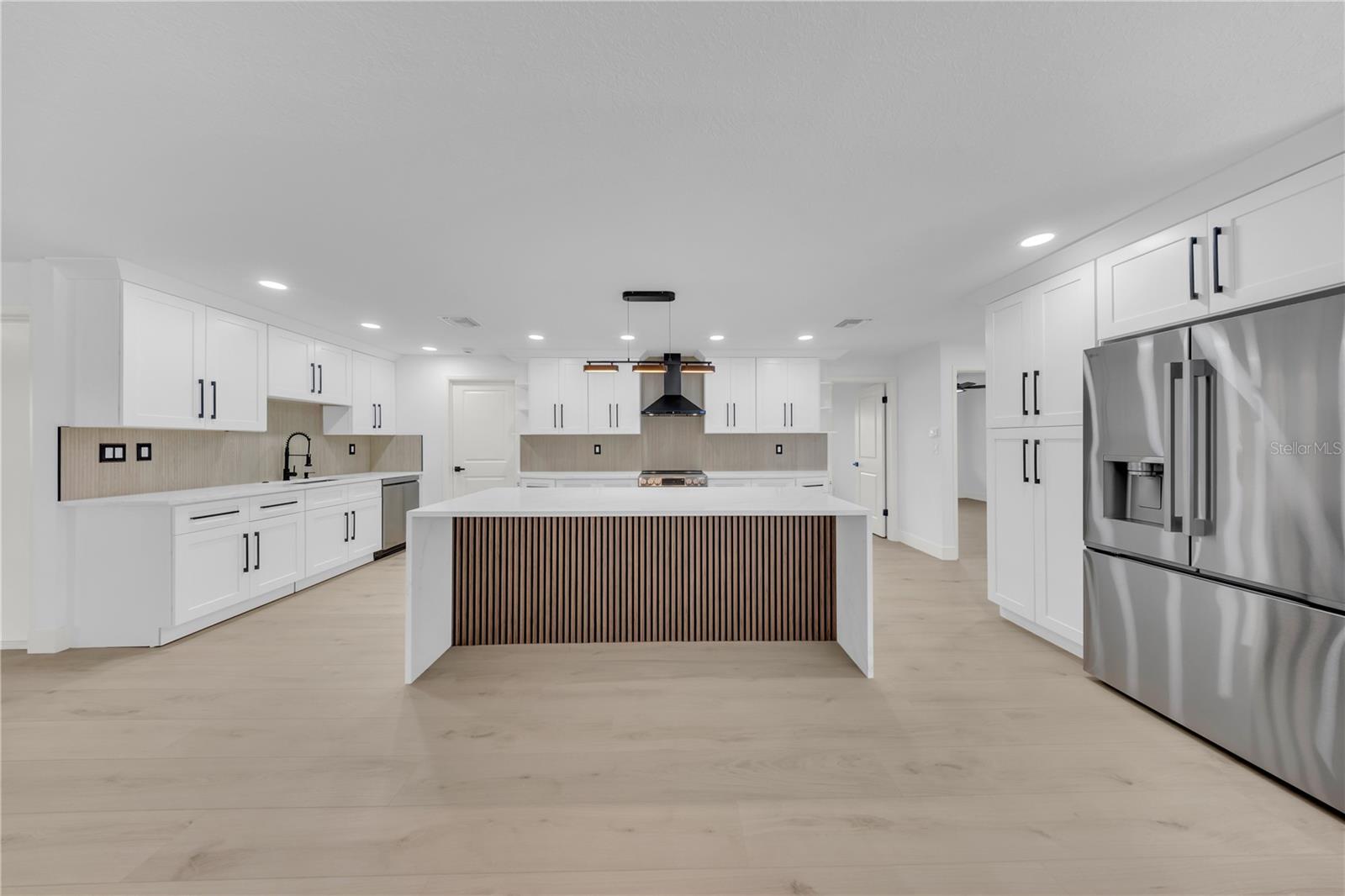 BLUFFS THE - Residential