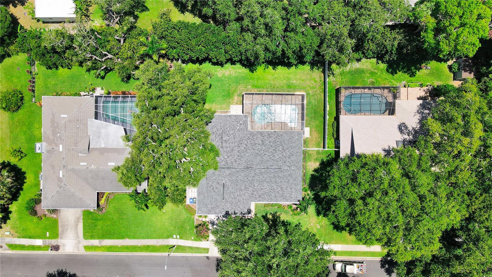 BLUFFS THE - Residential