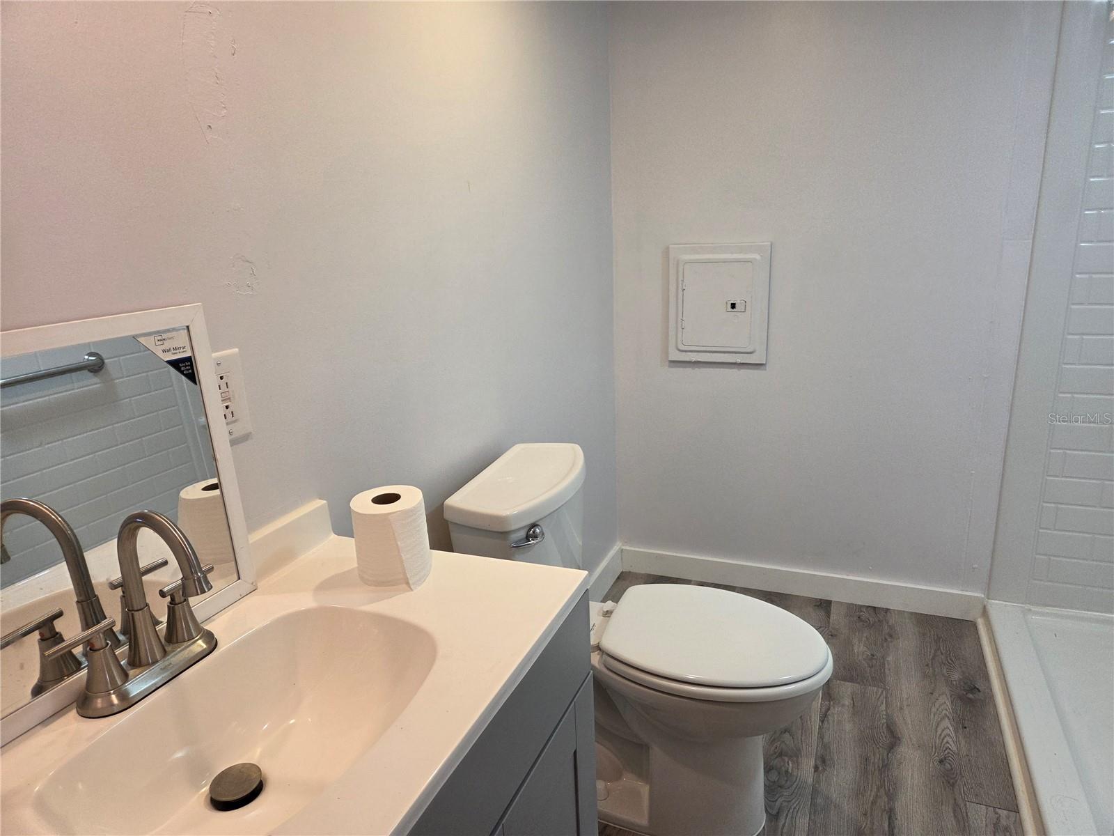 FLORIDA TRAILER ESTATES FOURTH ADD - Residential Lease