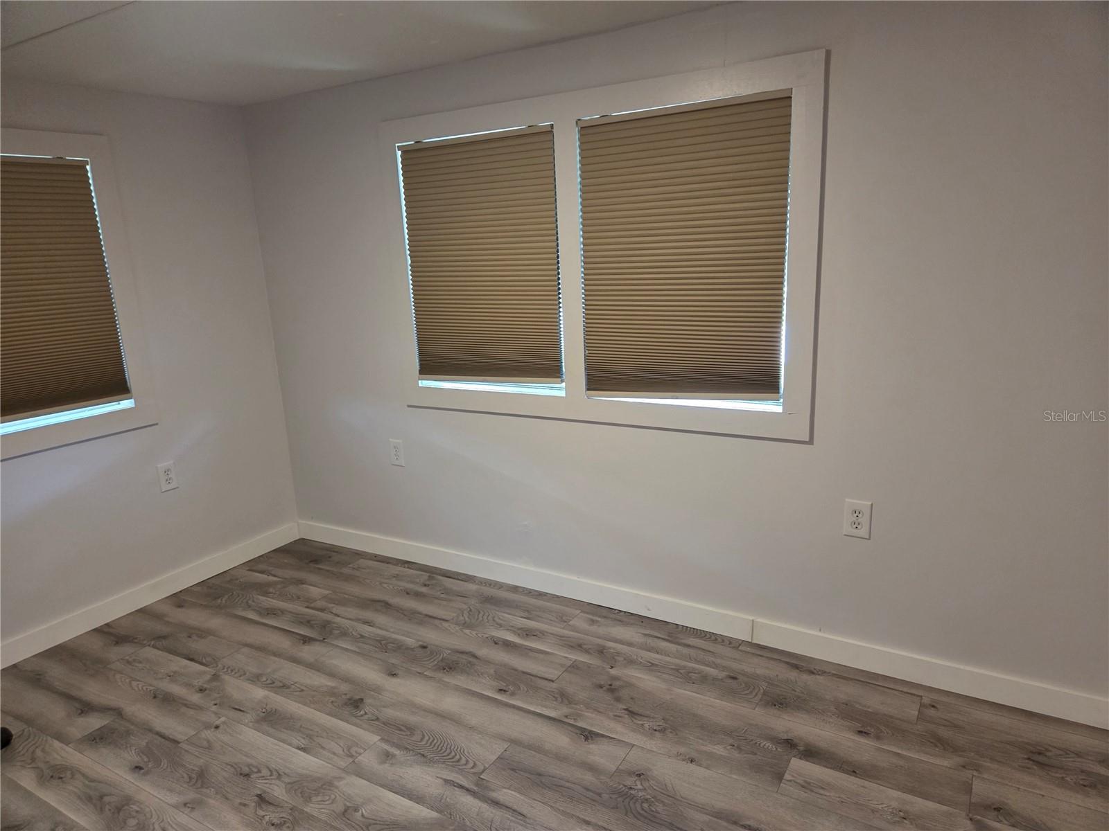 FLORIDA TRAILER ESTATES FOURTH ADD - Residential Lease
