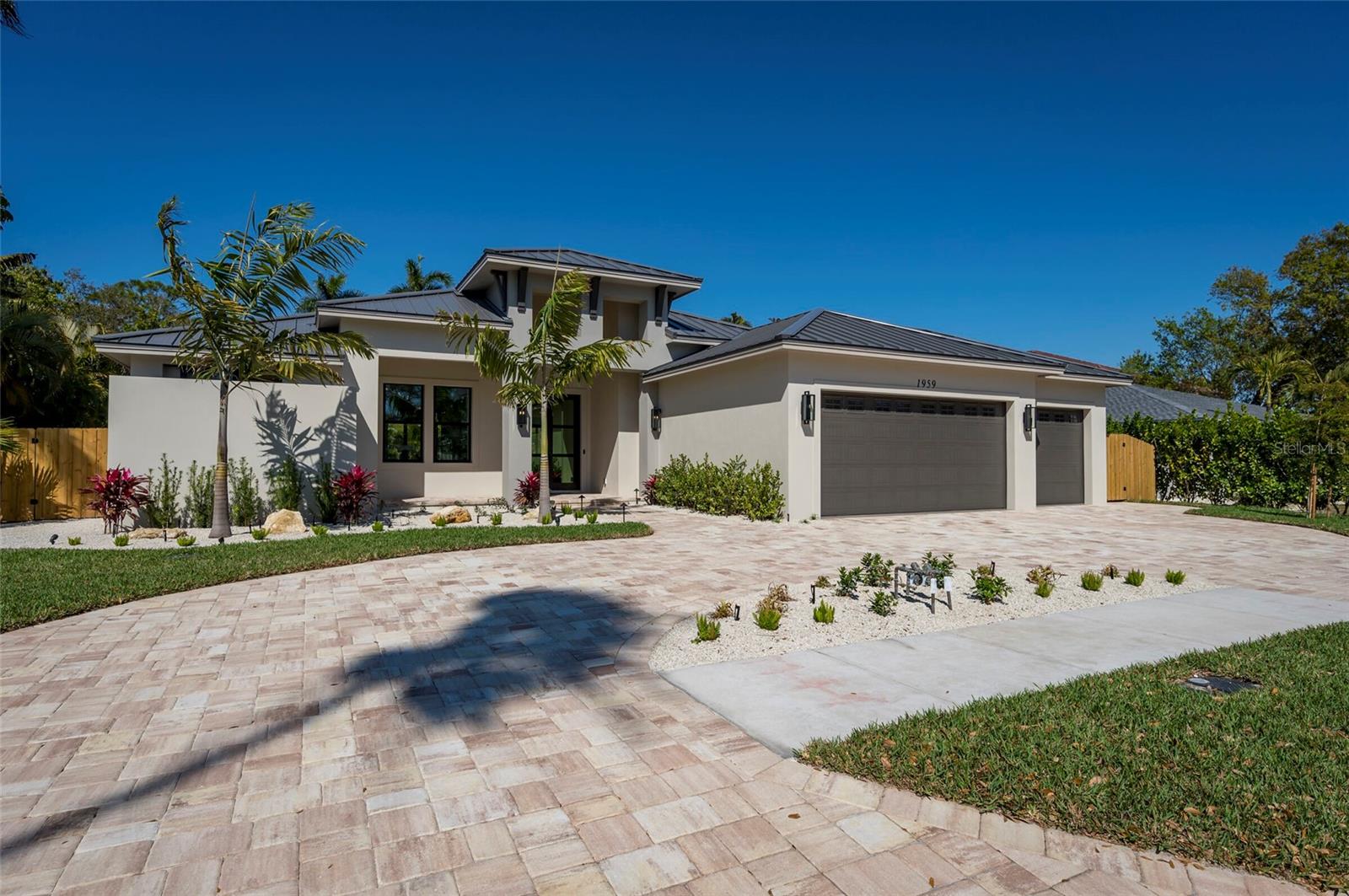 DESOTA PARK - Residential