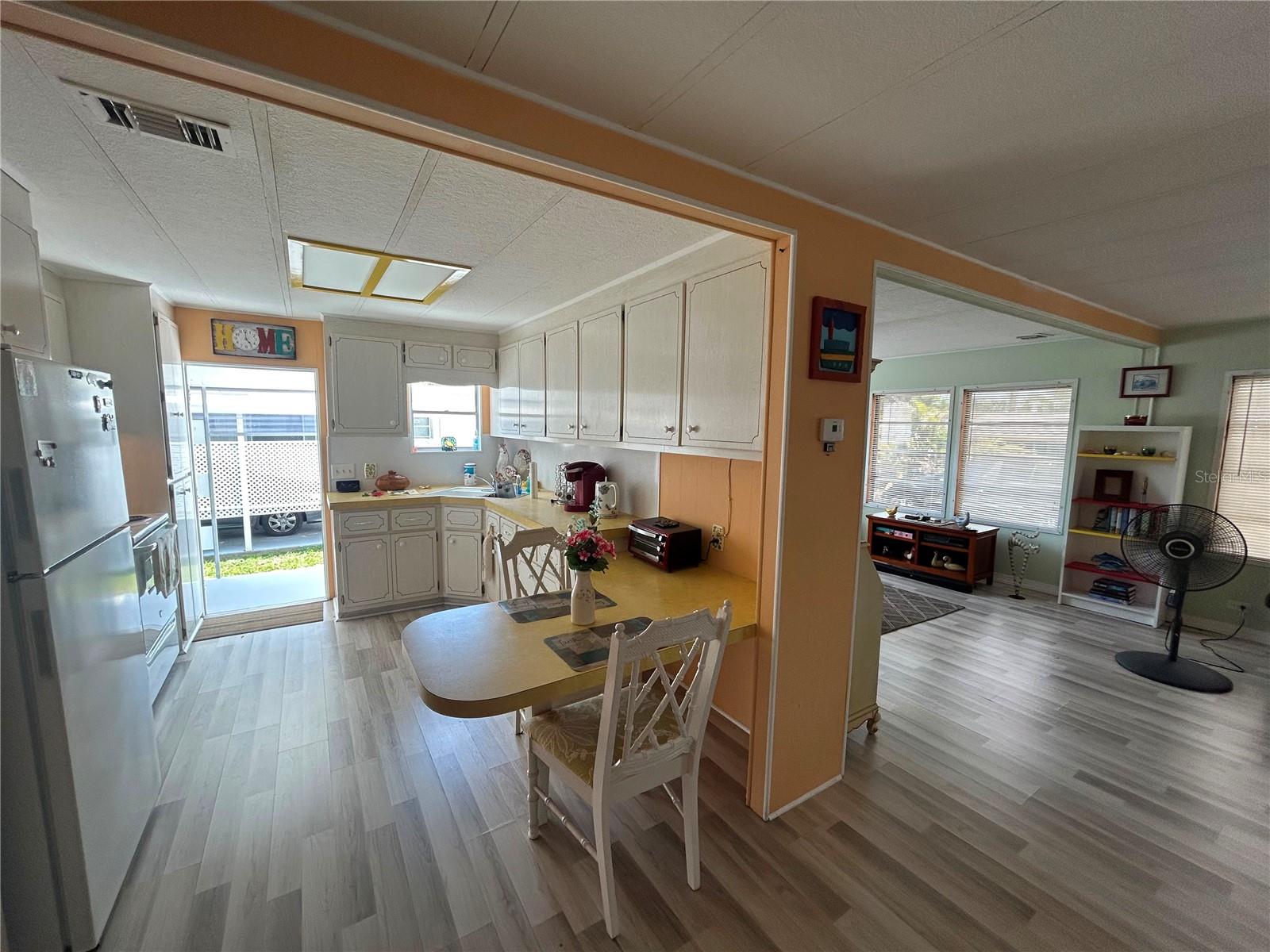 SUNCOAST MANOR M/H PARK UNREC - Residential