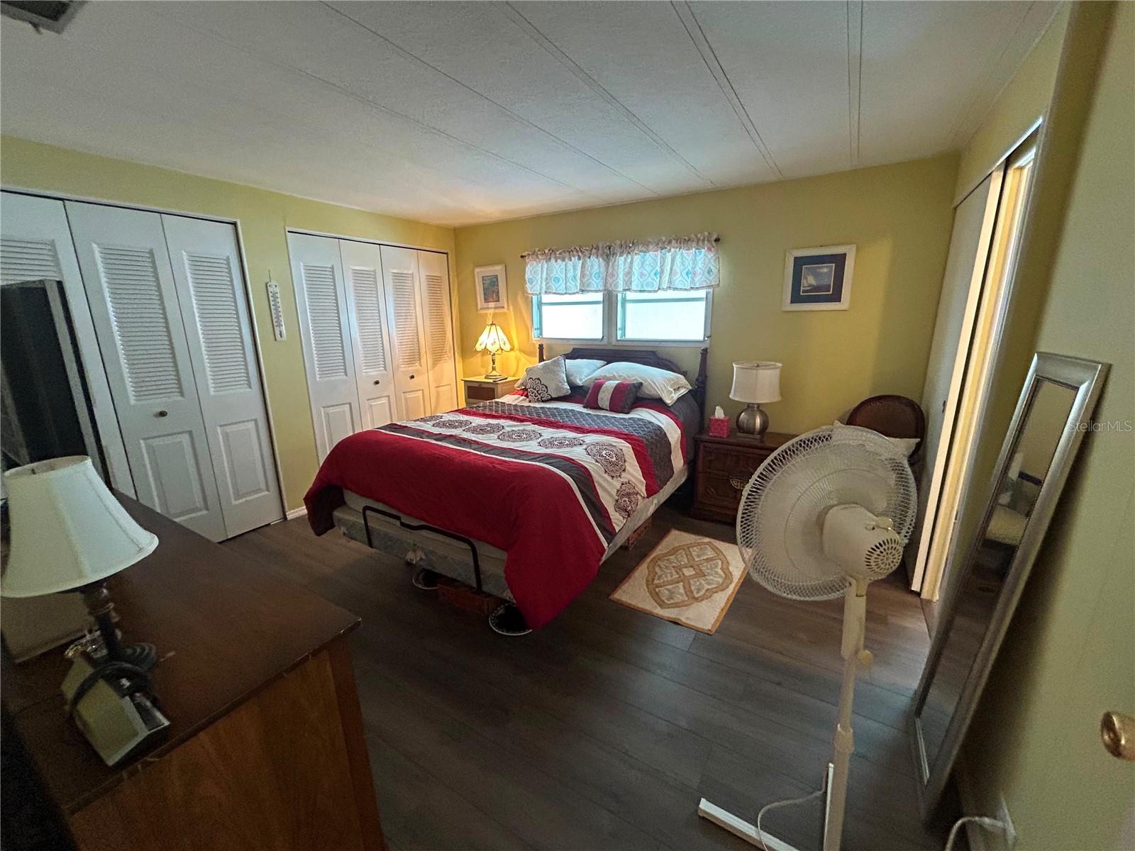 SUNCOAST MANOR M/H PARK UNREC - Residential