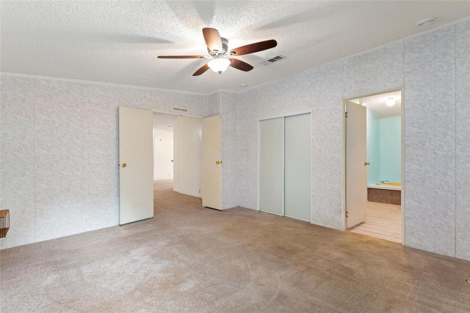 CRESCENT RIDGE - Residential