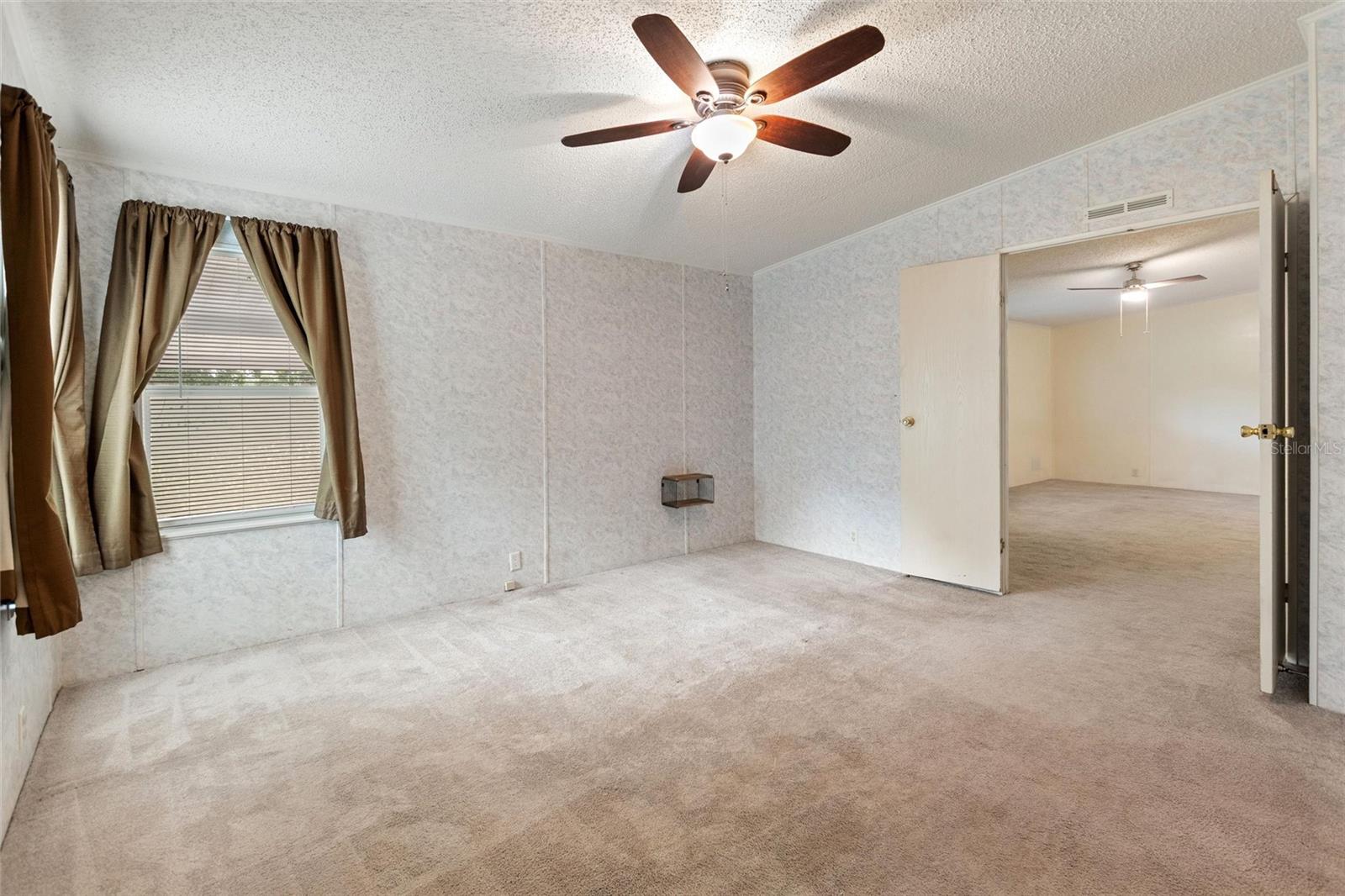 CRESCENT RIDGE - Residential