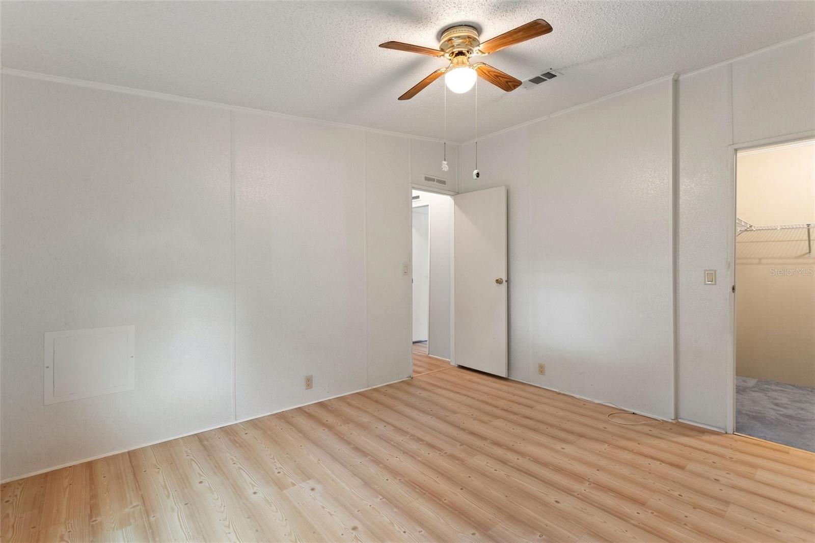 CRESCENT RIDGE - Residential