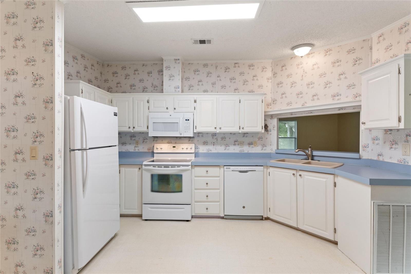 CRESCENT RIDGE - Residential