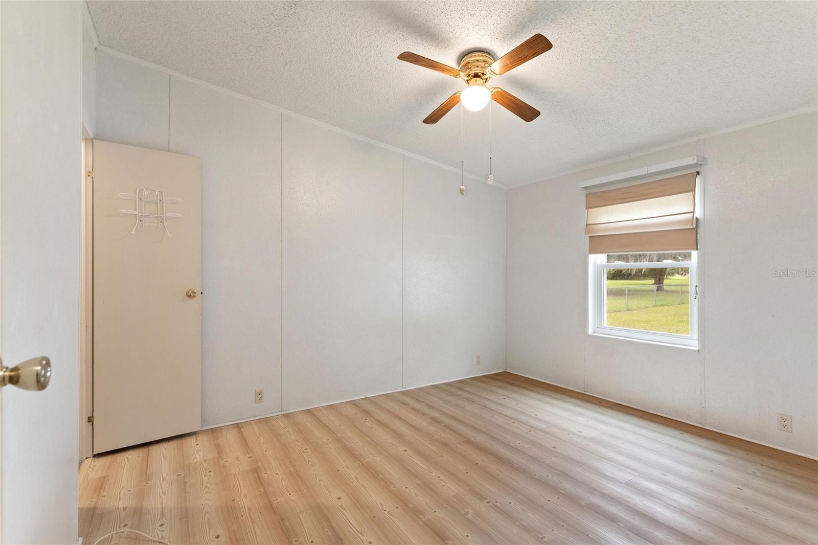CRESCENT RIDGE - Residential