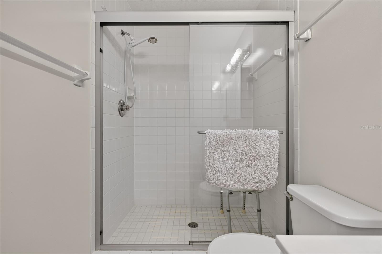 SILVER SPGS SHORES UN 23 - Residential