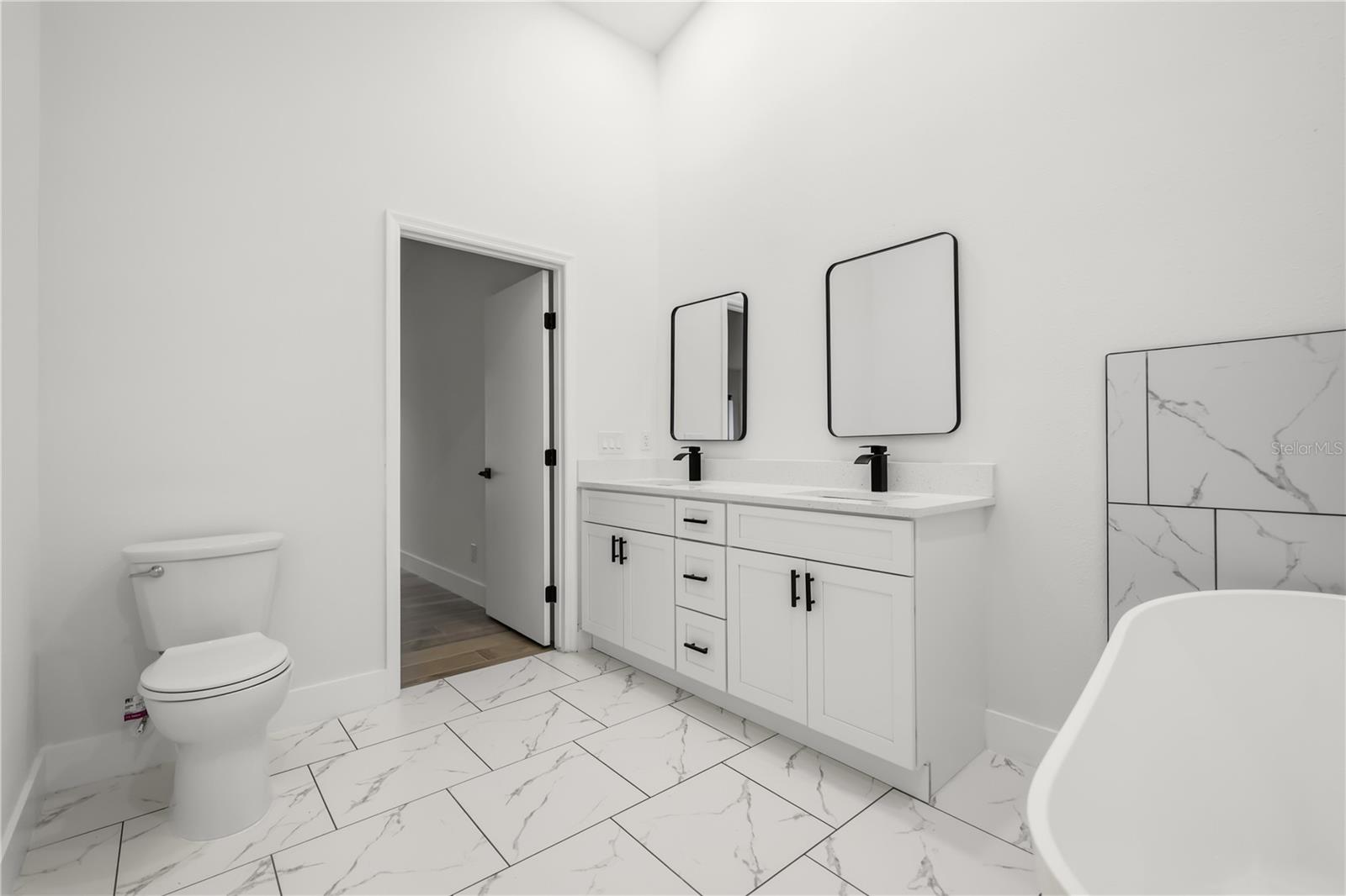 HUNTERS CREEK TR 155 - Residential