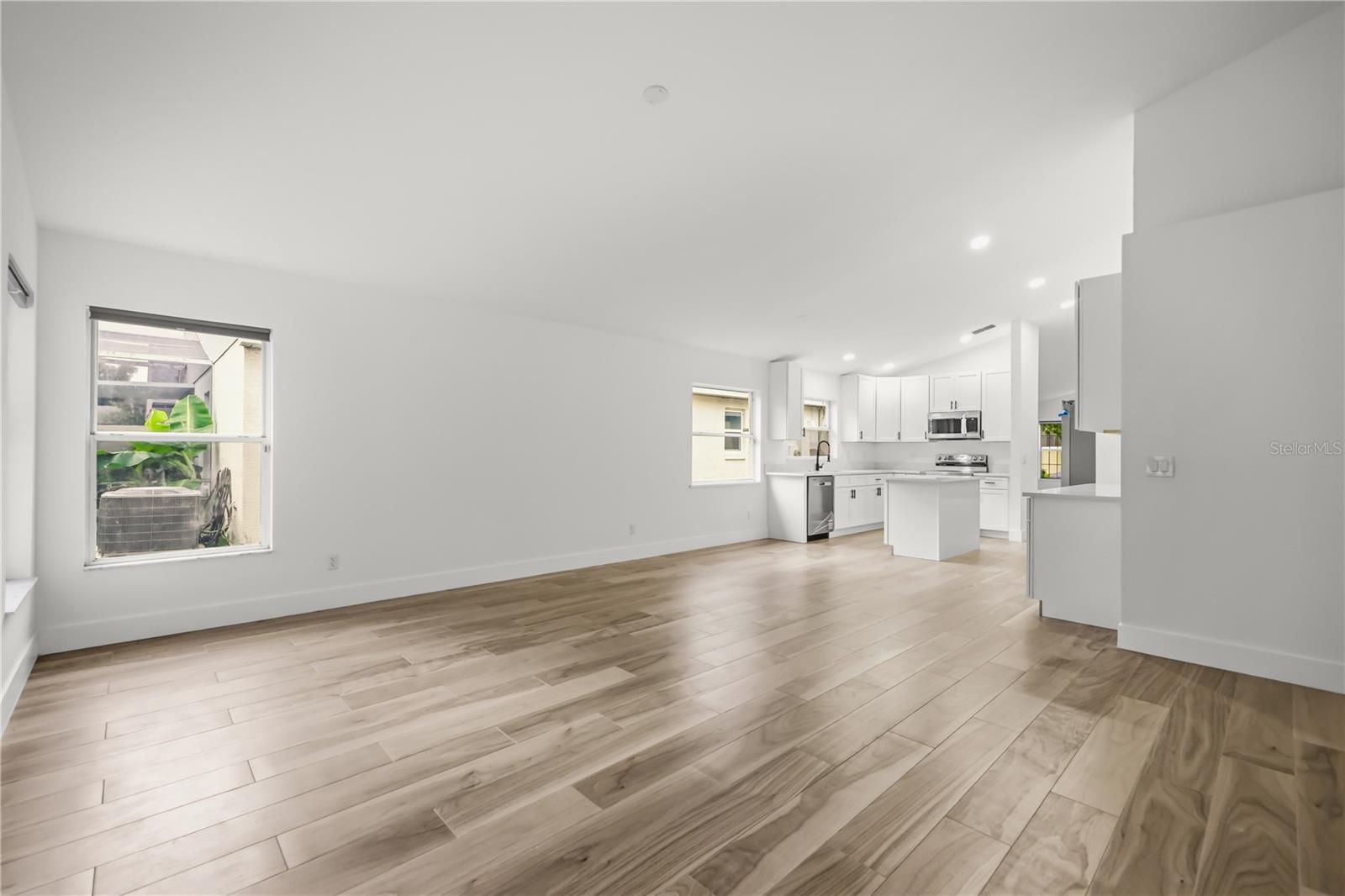 HUNTERS CREEK TR 155 - Residential