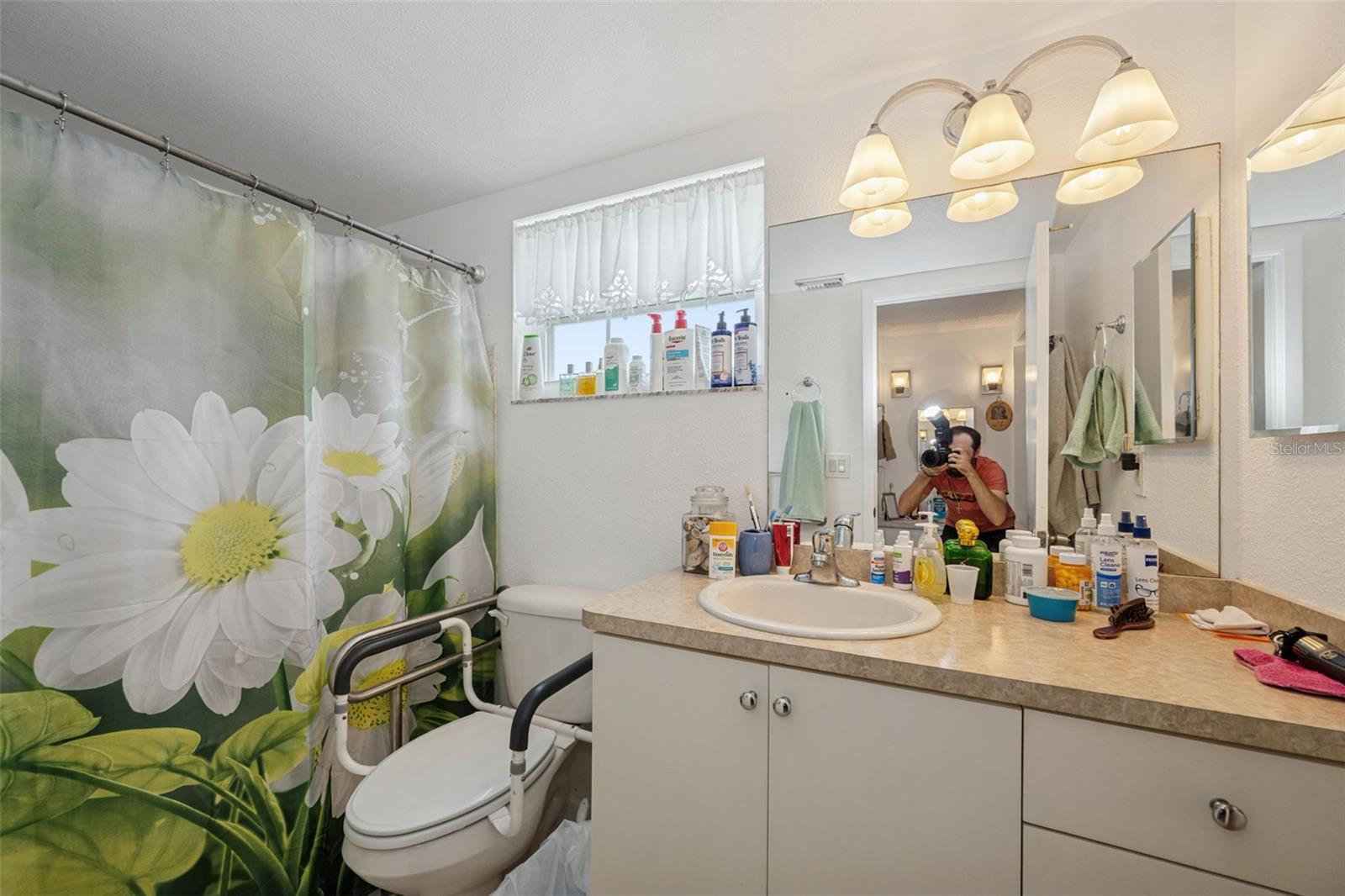 BEACON WOODS VILLAGE - Residential