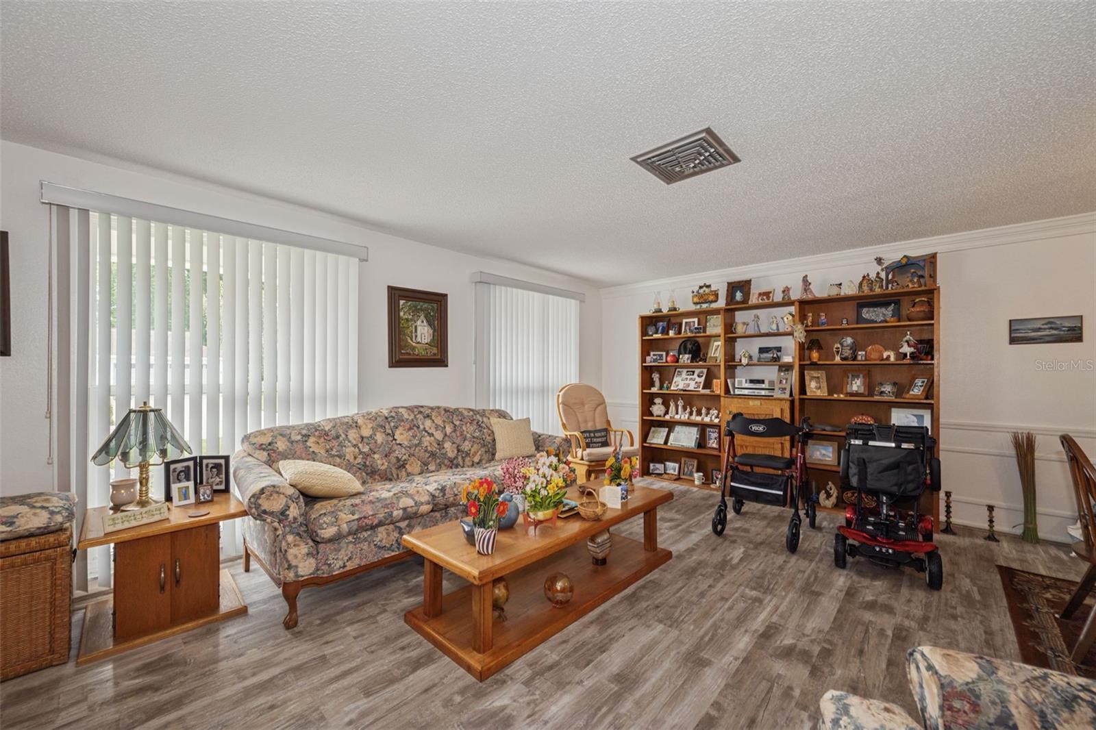BEACON WOODS VILLAGE - Residential
