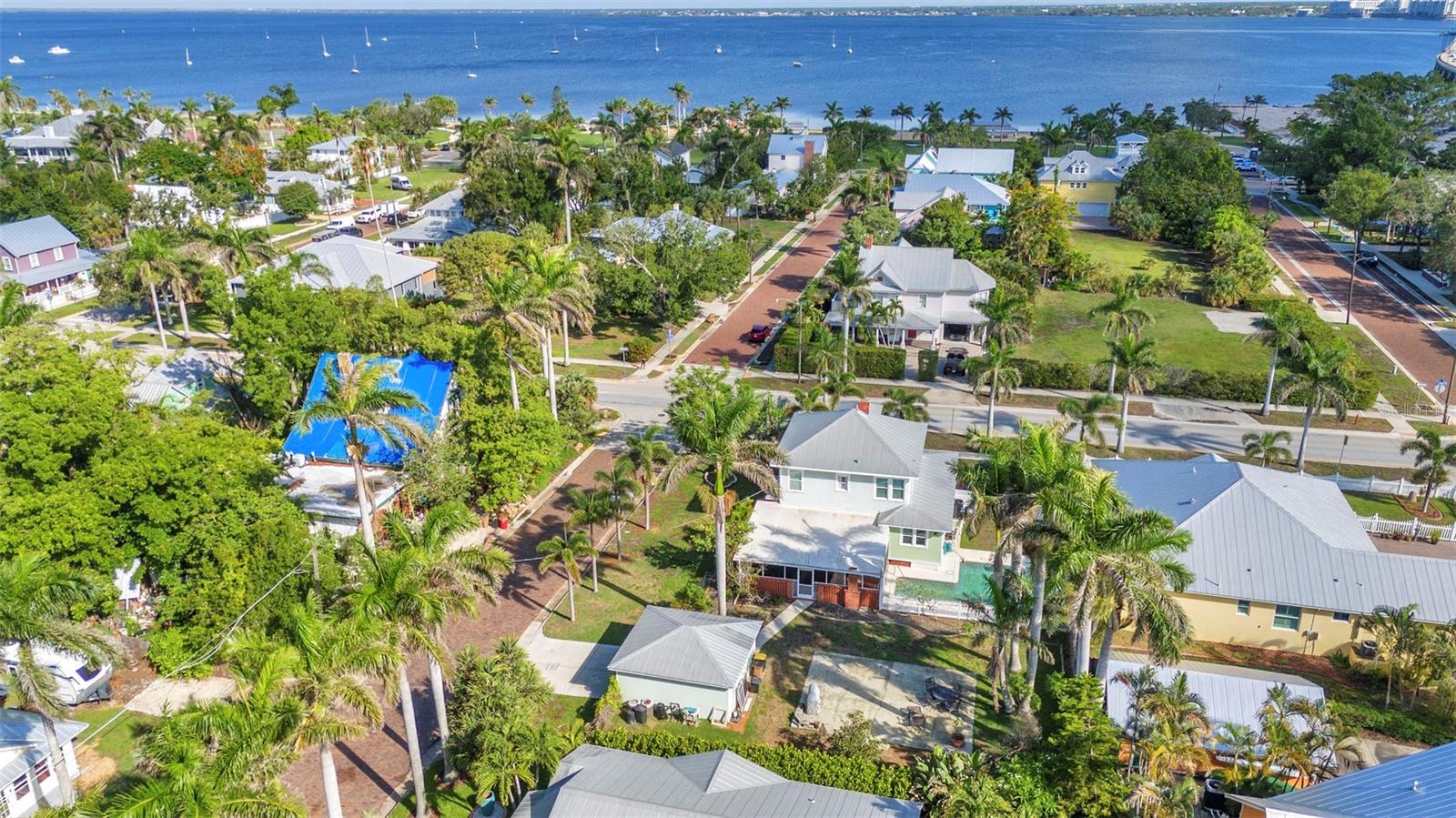 PUNTA GORDA - Residential