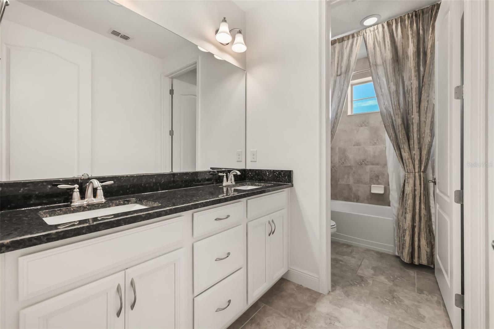 EAGLE CRK MERE PKWY PH 2A-1 - Residential
