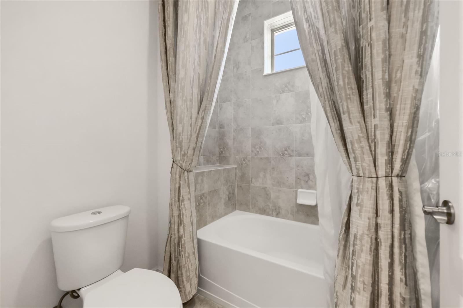 EAGLE CRK MERE PKWY PH 2A-1 - Residential