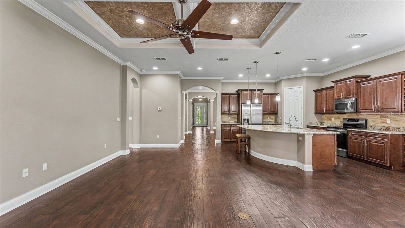 CHRISTINA CHASE - Residential