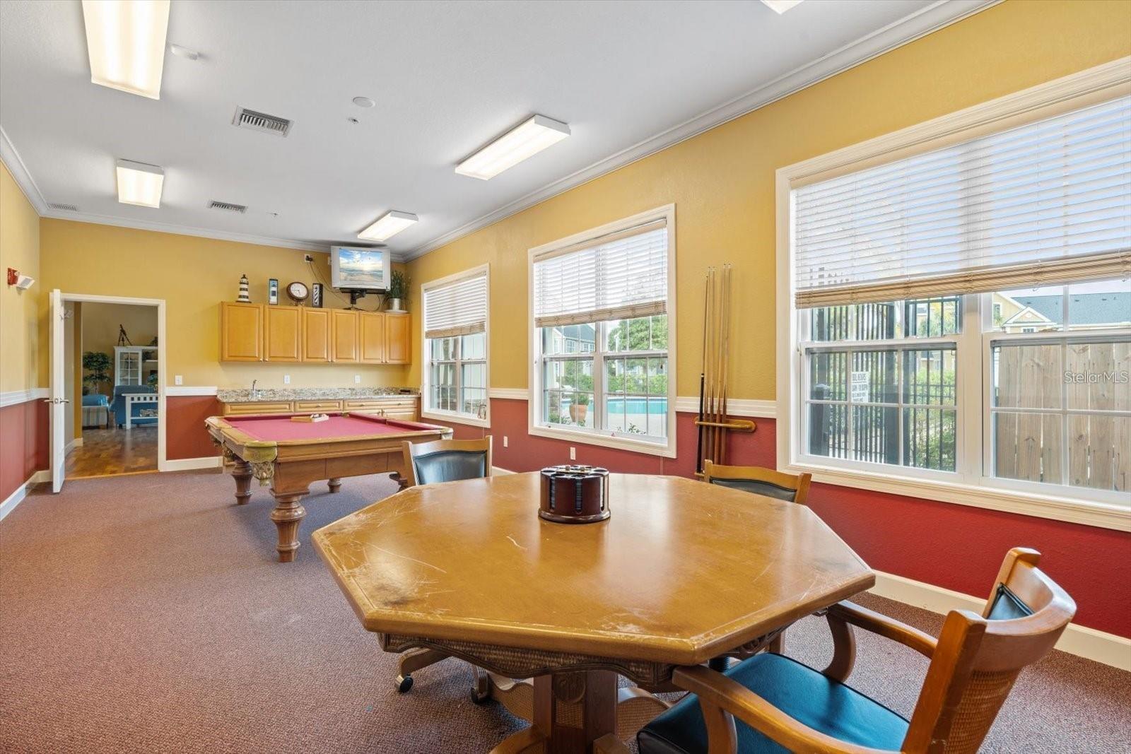ADMIRALS WALK - Residential