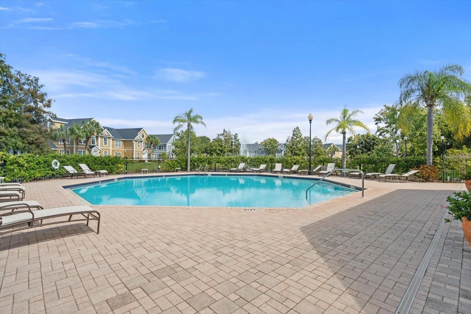 ADMIRALS WALK - Residential
