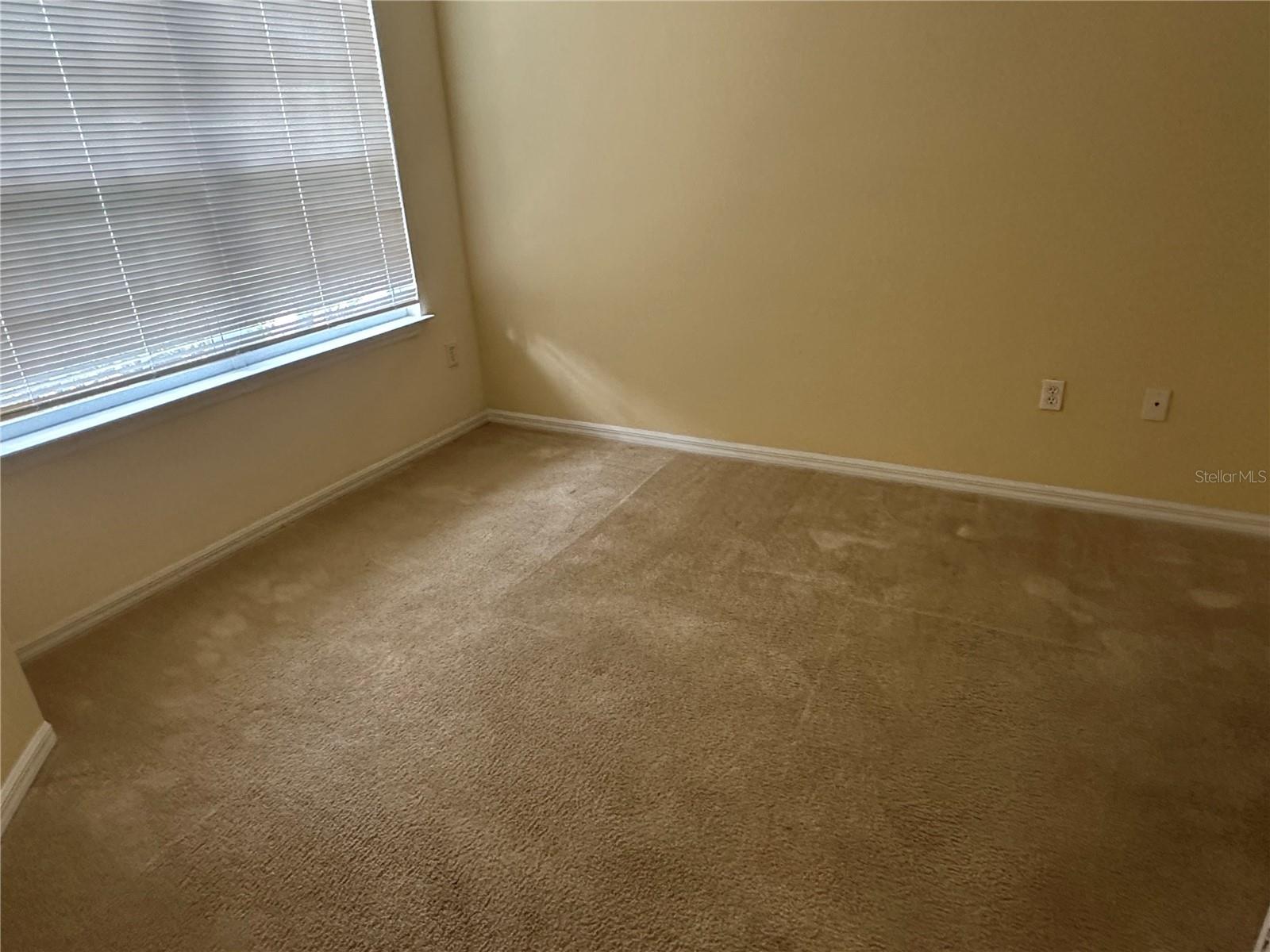 ADMIRALS WALK - Residential