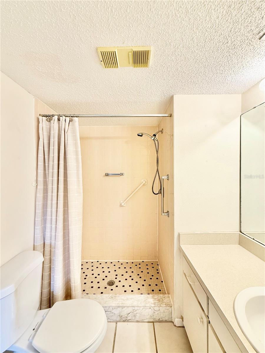 BEL-FOREST MANOR CONDO - Residential