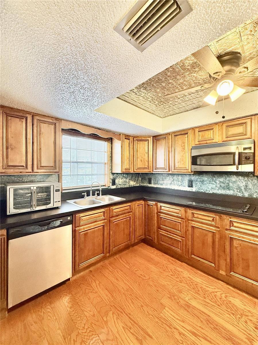 BEL-FOREST MANOR CONDO - Residential