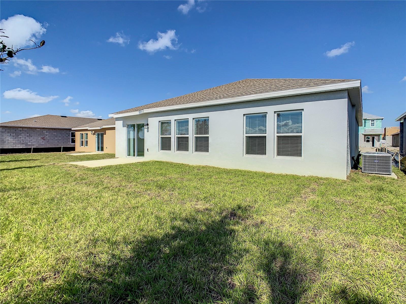 CASCADES PHASES 1A AND 1B - Residential Lease