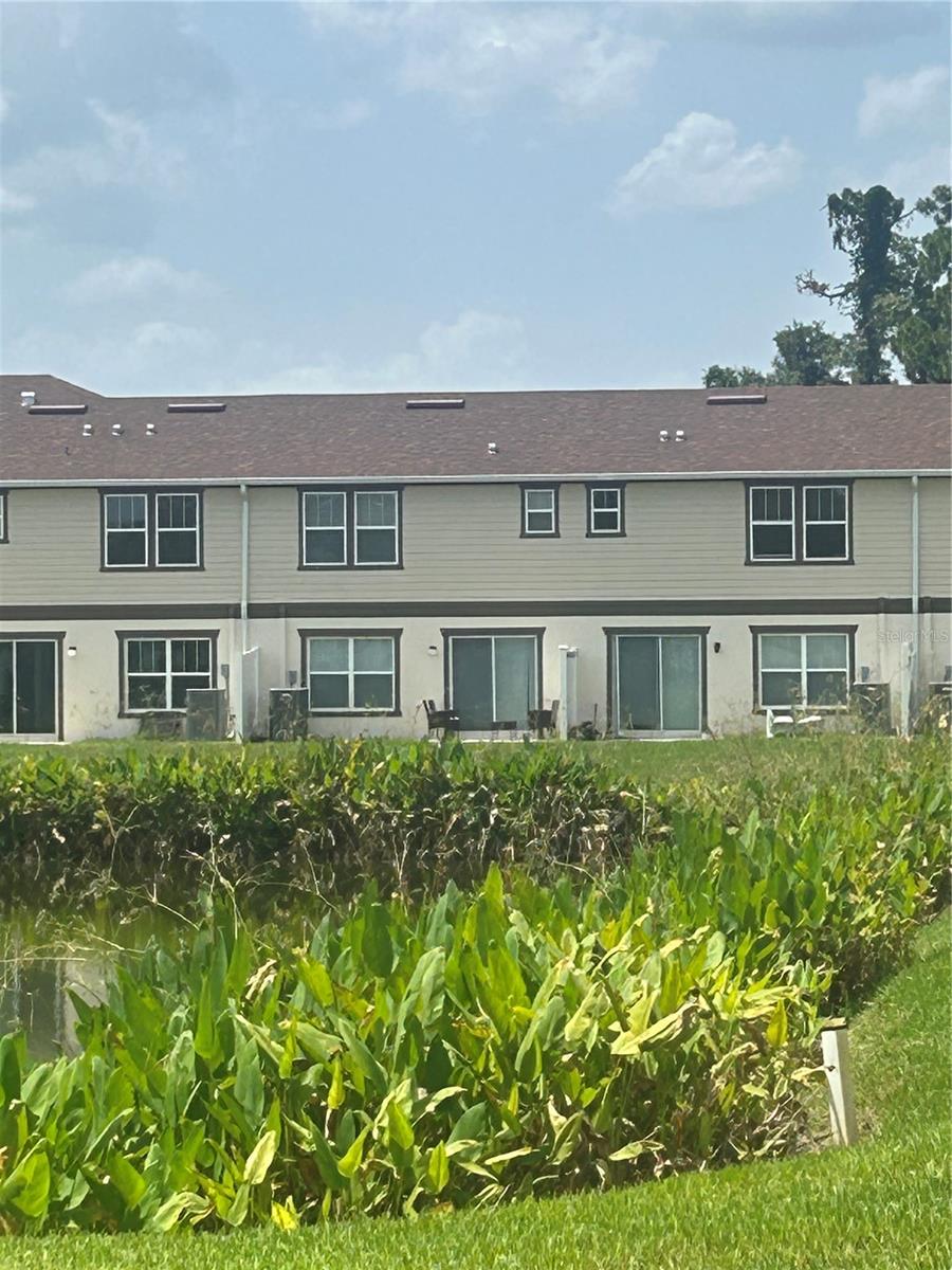 BAYSHORE COMMONS - Residential