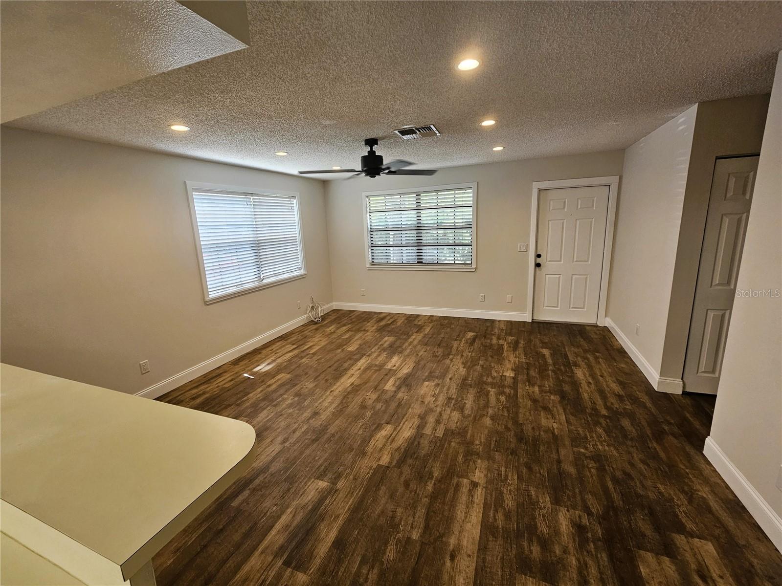 SAFETY HARBOR HEIGHTS SUB - Residential Lease