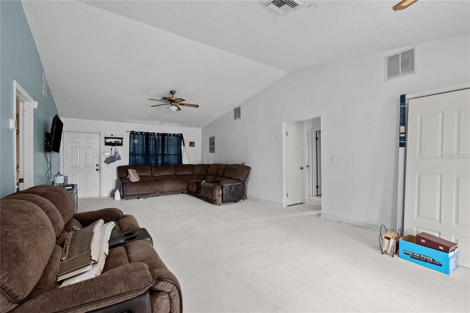 SUMTER FARMS #7 1 - Residential