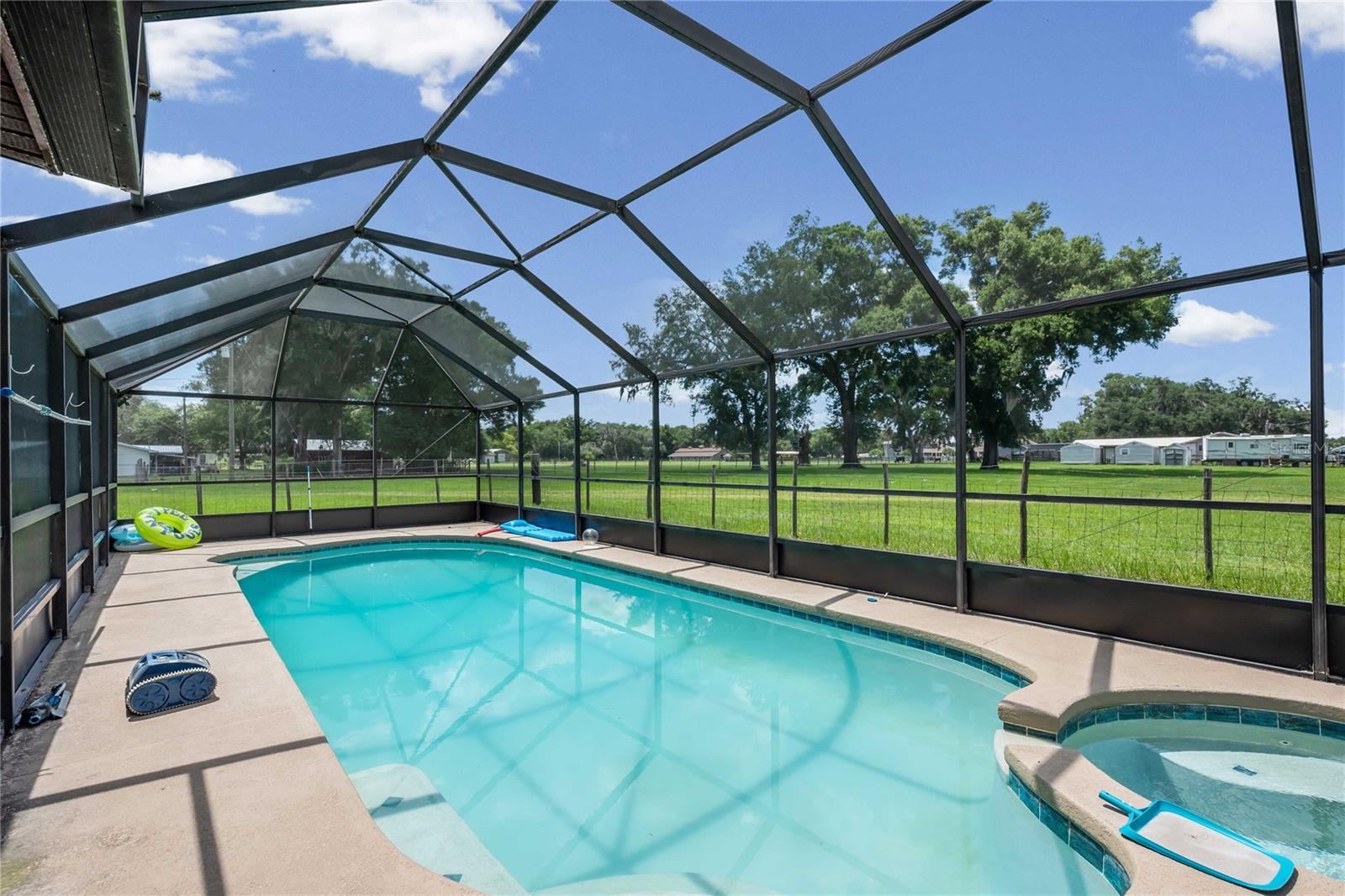 SUMTER FARMS #7 1 - Residential