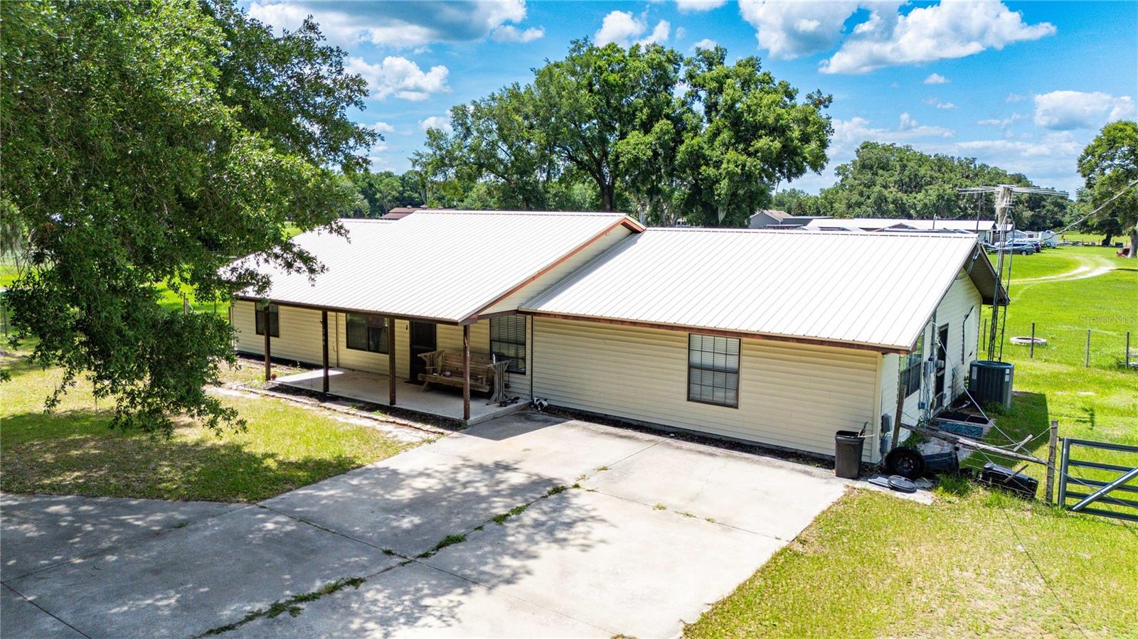 SUMTER FARMS #7 1 - Residential