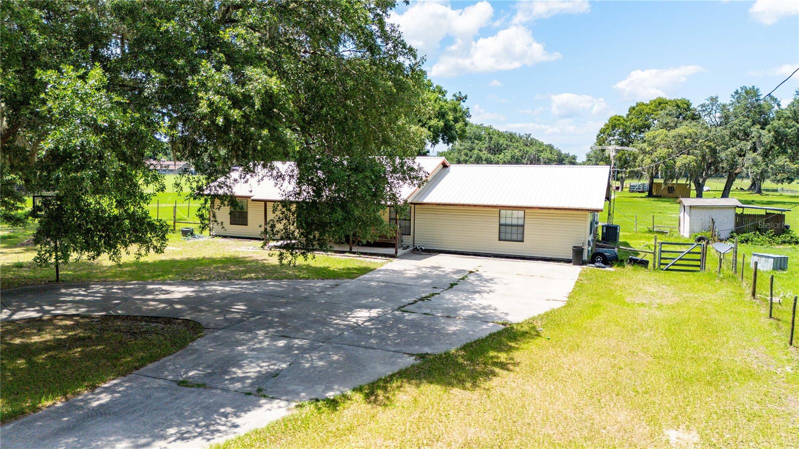 SUMTER FARMS #7 1 - Residential