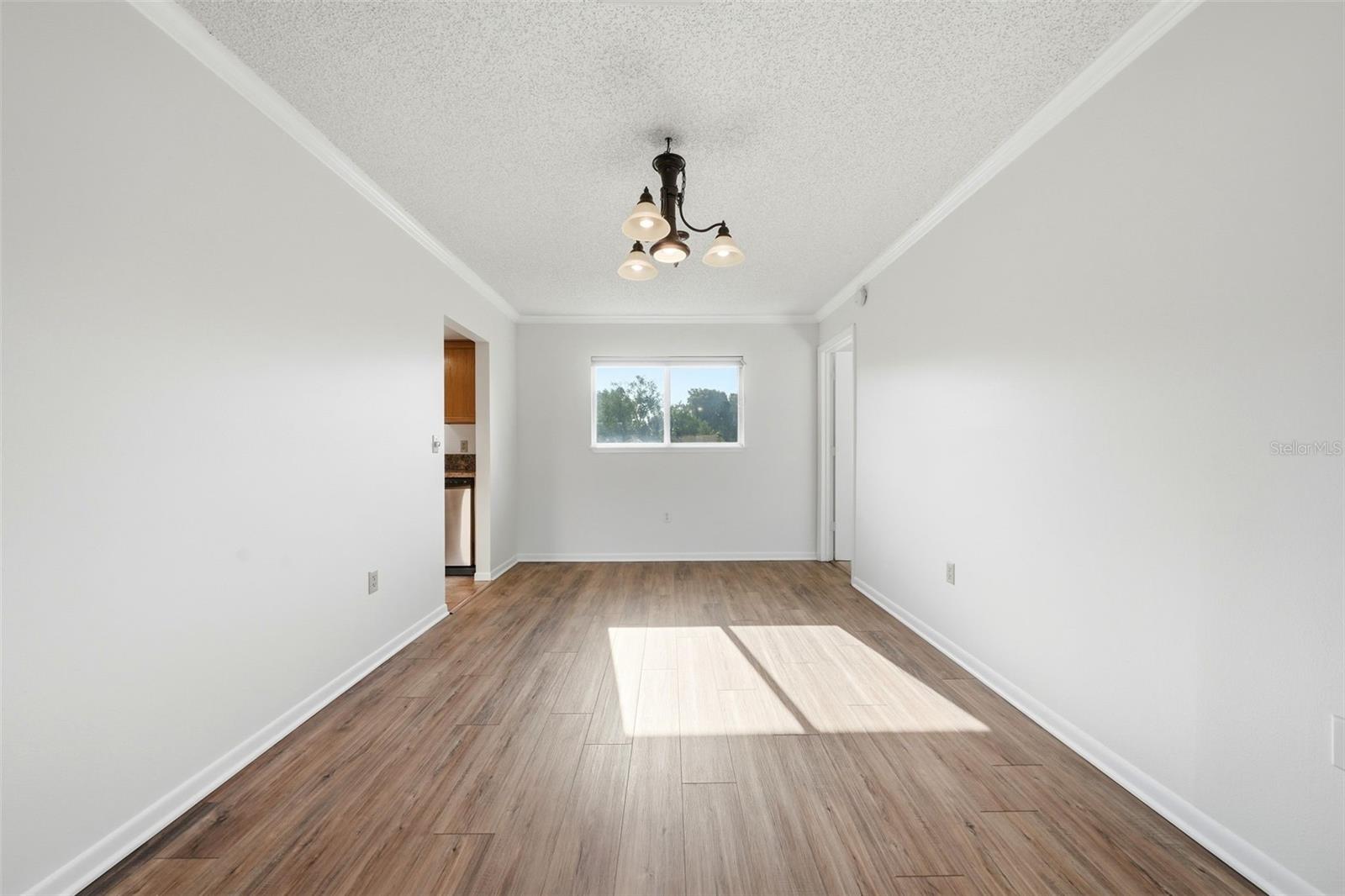 PALM CAY - Residential