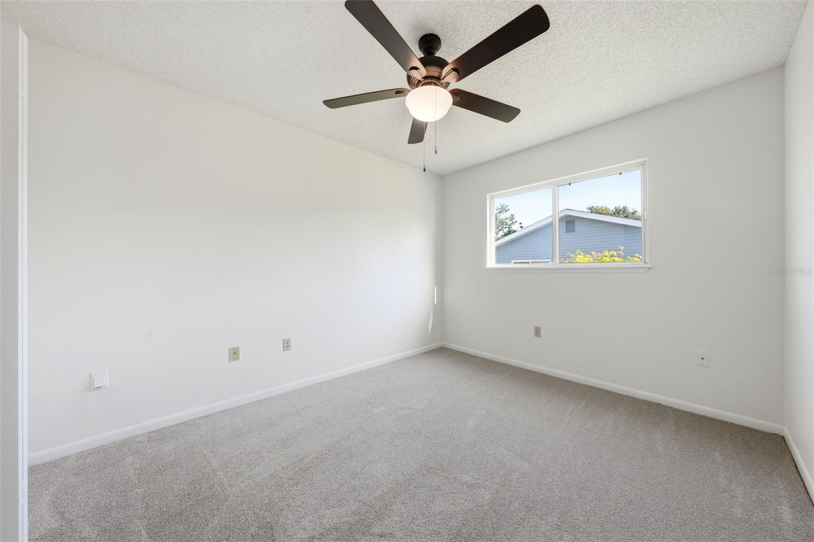 PALM CAY - Residential
